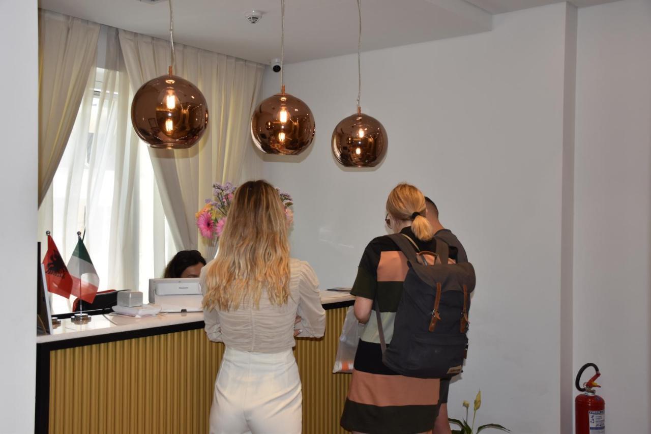 Hotel Ergi'S Durrës Eksteriør billede