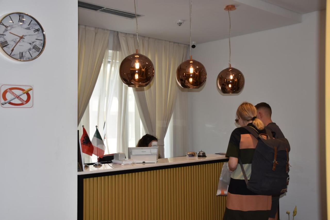 Hotel Ergi'S Durrës Eksteriør billede