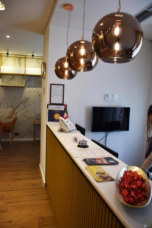 Hotel Ergi'S Durrës Eksteriør billede