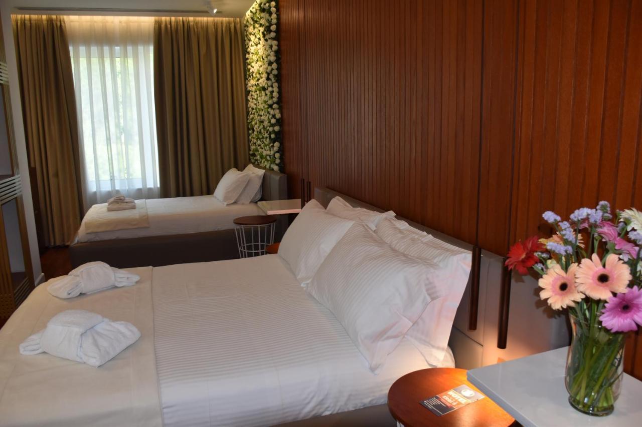 Hotel Ergi'S Durrës Eksteriør billede