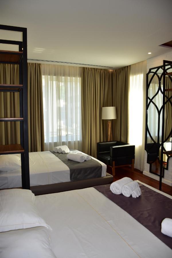 Hotel Ergi'S Durrës Eksteriør billede